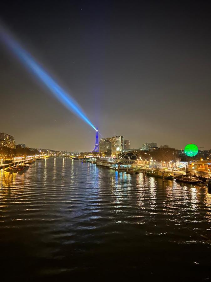 Super Appartement Refait A Neuf Beaucoup De Charme Boulogne-Billancourt Dış mekan fotoğraf